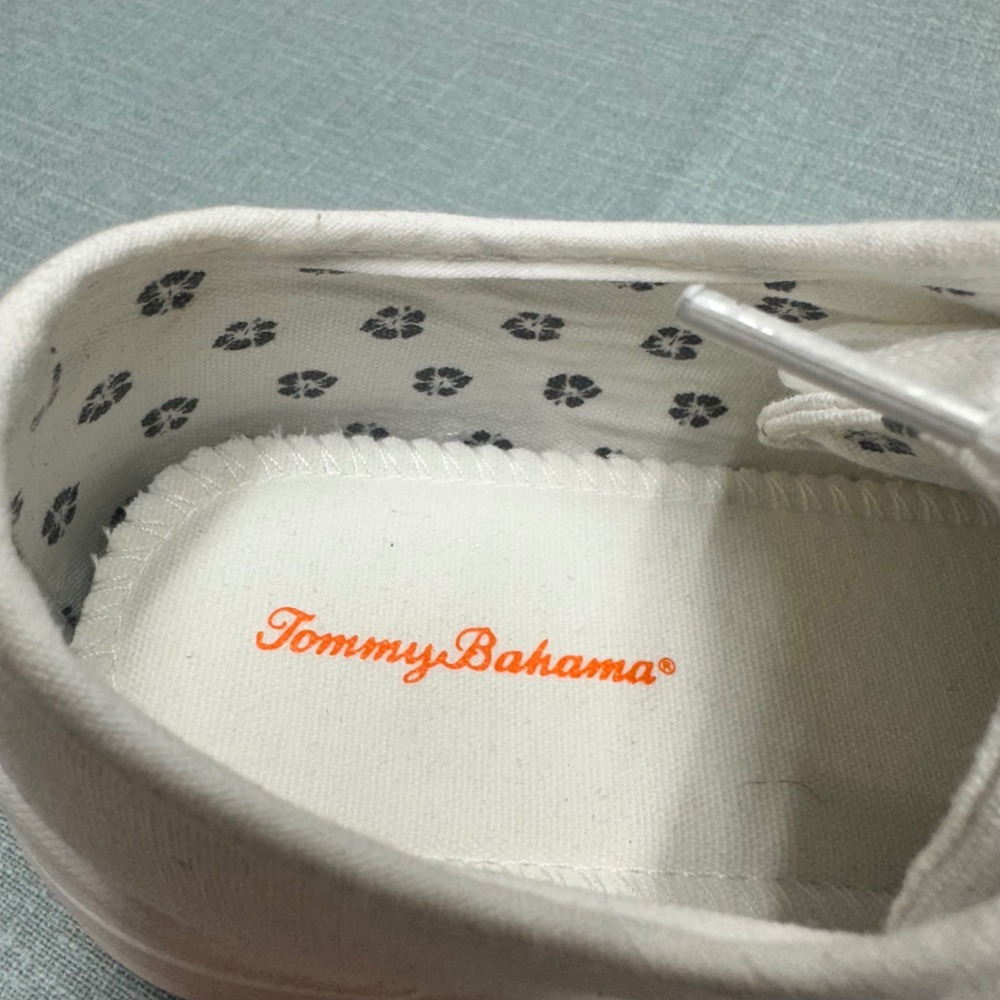 Tommy Bahama Lorena Womens White Casual Sneakers Size 7.5 New In Box - Picture 7 of 11